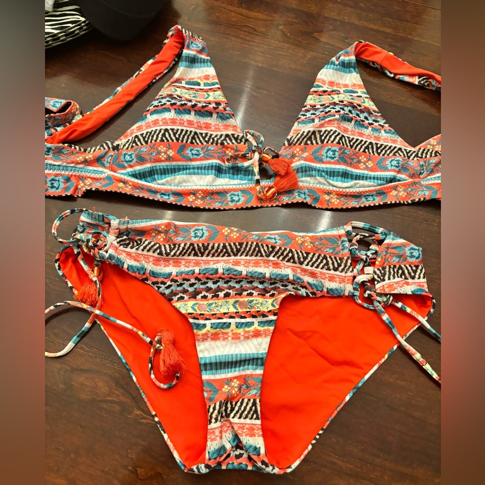 BECCA colorful Bikini Set